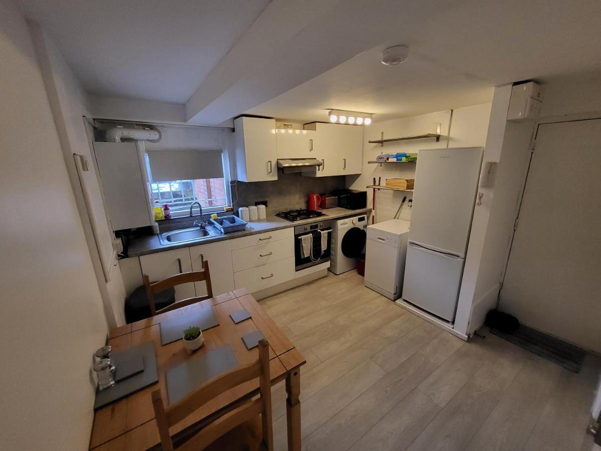 Cosy Apartment By Clapham South Underground! Londres Extérieur photo