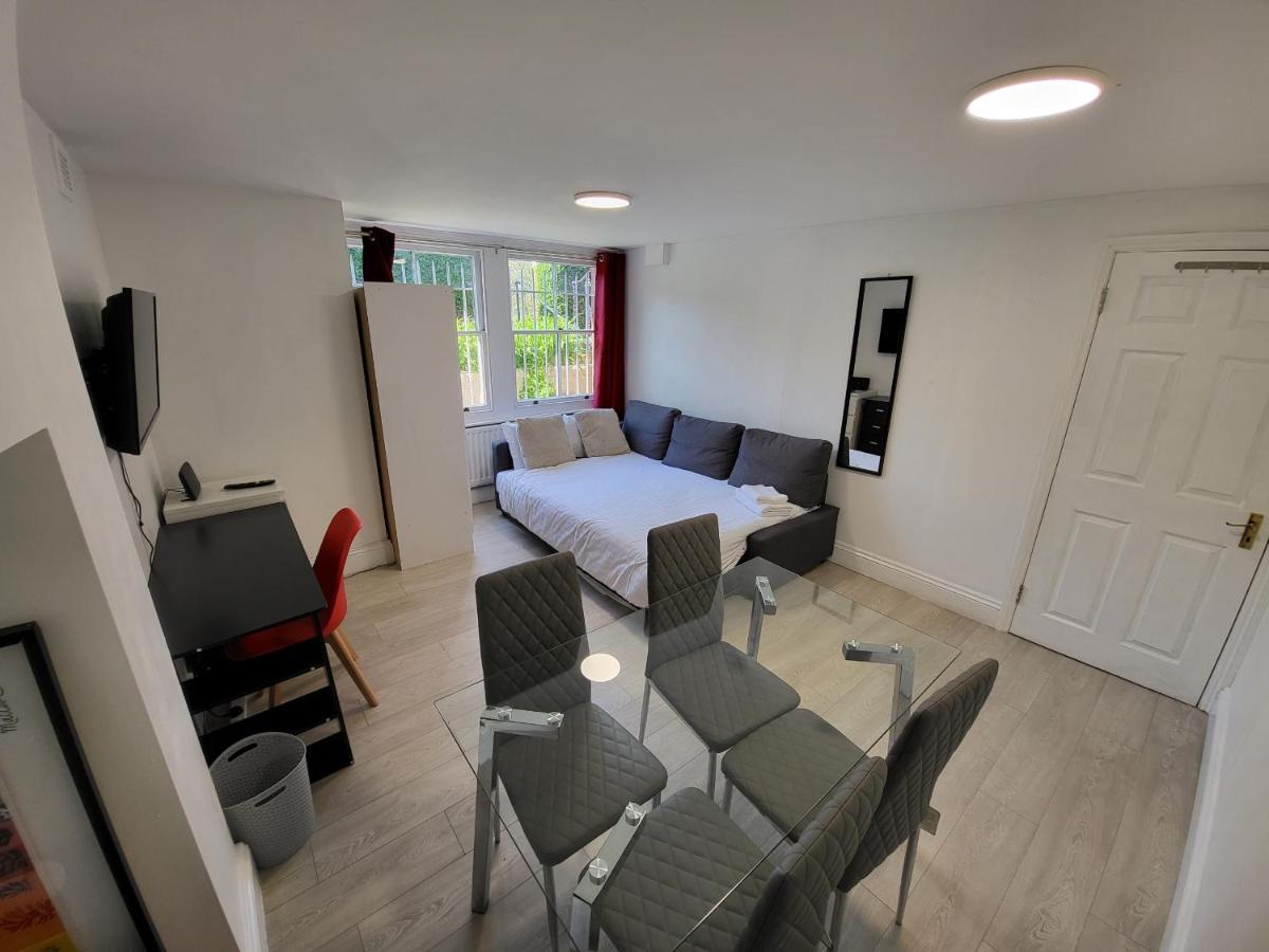Cosy Apartment By Clapham South Underground! Londres Extérieur photo